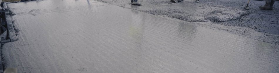 What is screed and how does it differ from standard concrete?
